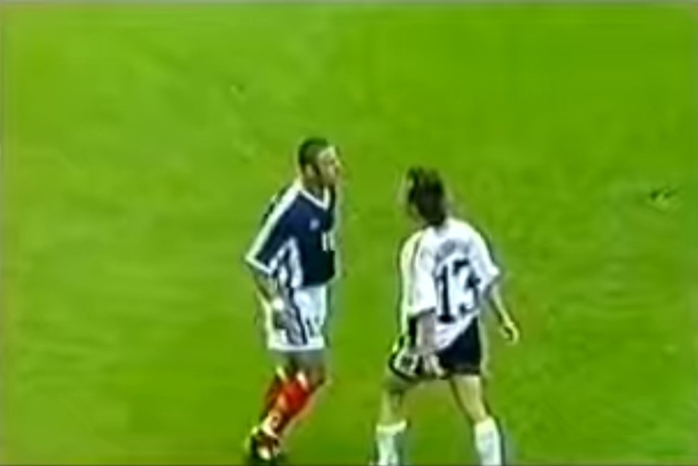 Piksijev sat, Mihino pljuvanje, i prokockana pobeda - pre tačno 22 godine odigrana je epska utakmica reprezentacije (VIDEO)