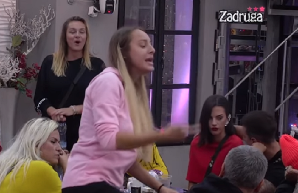 Bukti rat Lune i Anabele, Atijasova van sebe: "Prodala si me za k*tu!"