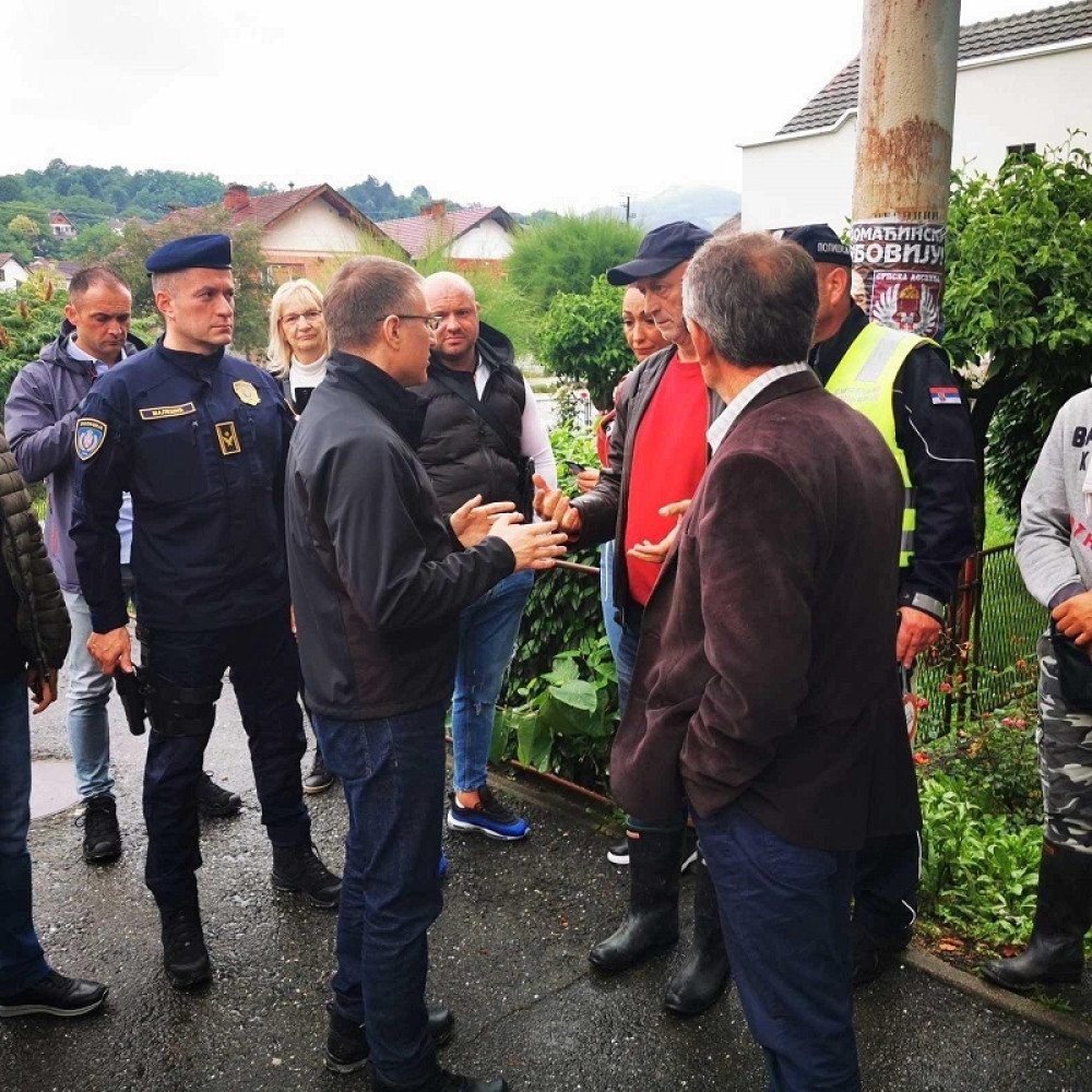 Oglasio se ministar Stefanović iz Ljubovije, narod je u sigurnim rukama!