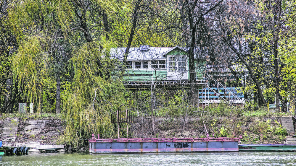 Sojenica: kuća iz koje može da se peca
