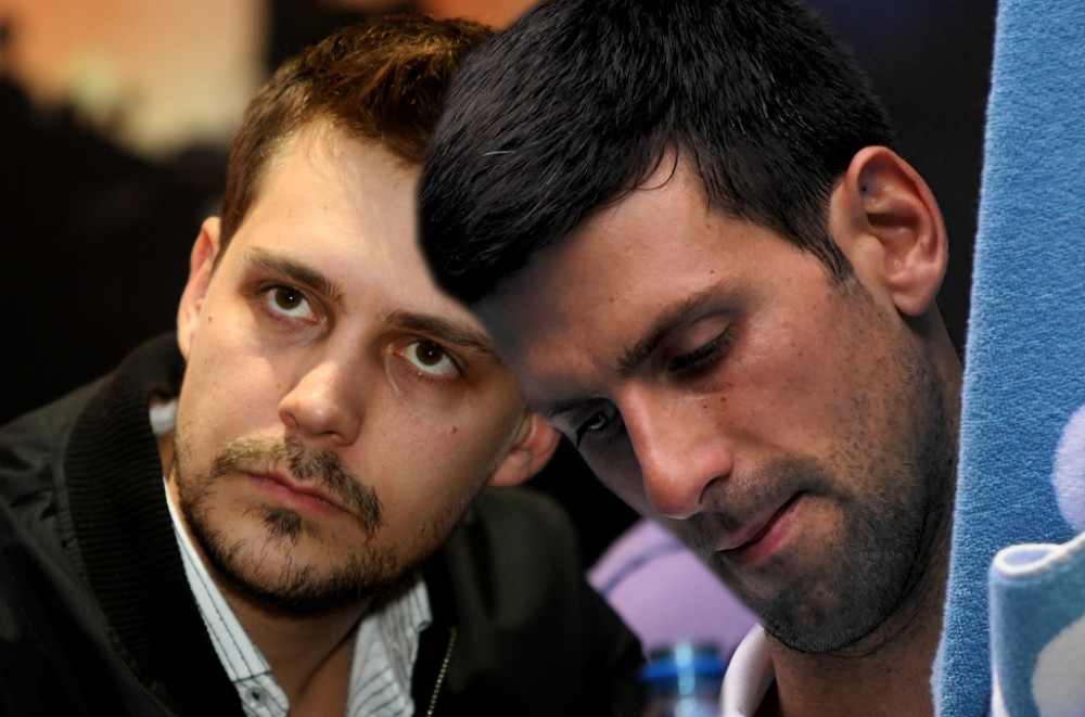 Đoković dao ponudu od 2.000 evra za jaknu Miloša Bikovića, komentar glumca će se danima prepričavati! (FOTO)