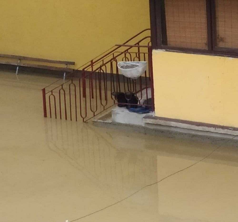 Voda nosi mostove, uništila useve, a za goli opstanak hitno moraju da reše jedan problem