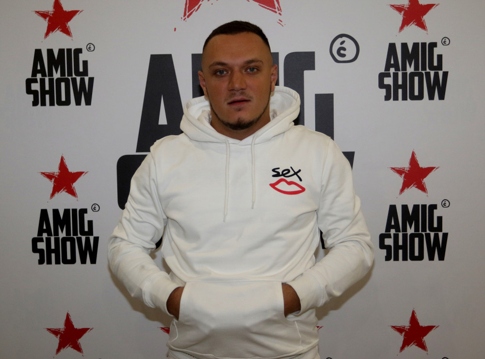 Marinkovićeva devojka otkrila da već oseća prve simptome, u vili "Parova" joj poručili samo jedno (VIDEO)