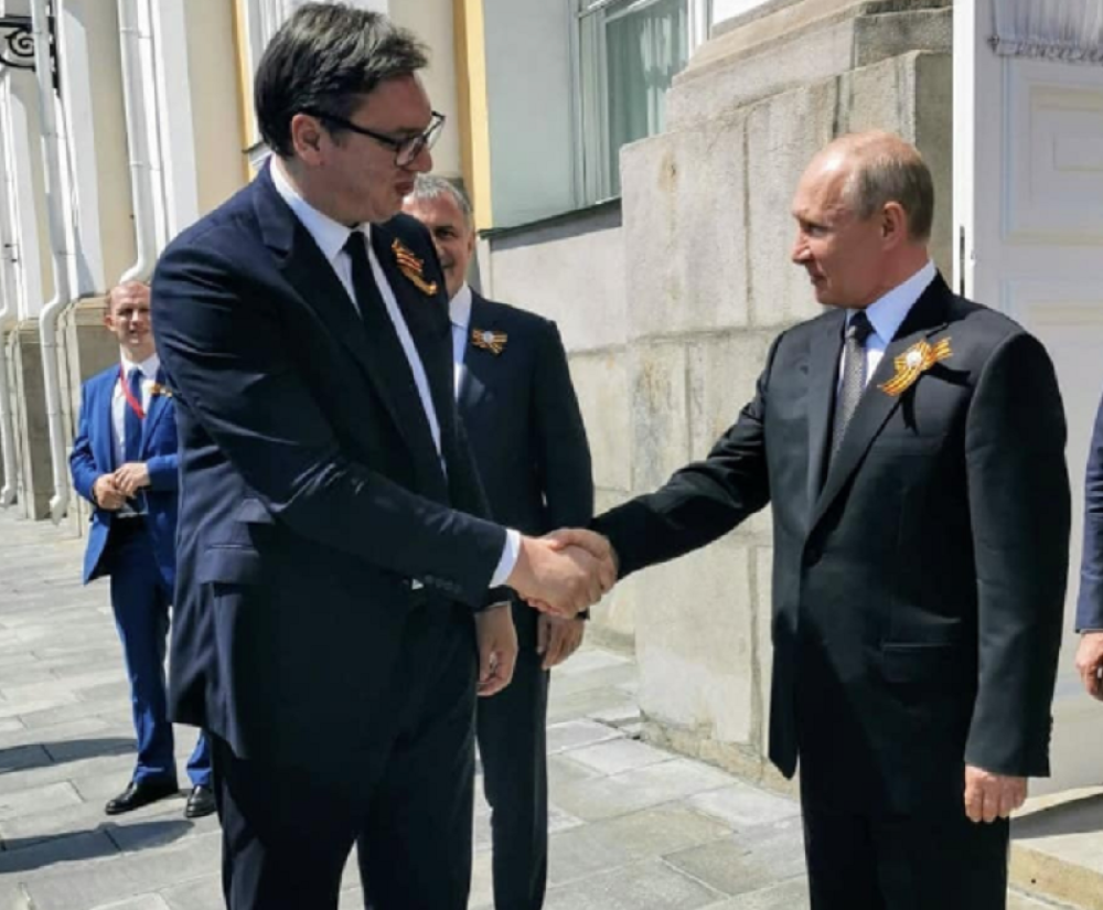 Putin srdačno čestitao Vučiću Novu godinu i Božić!