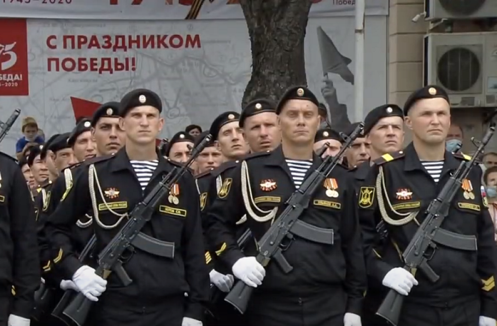 Kijev protestuje, prstom upiru ka Krimu!