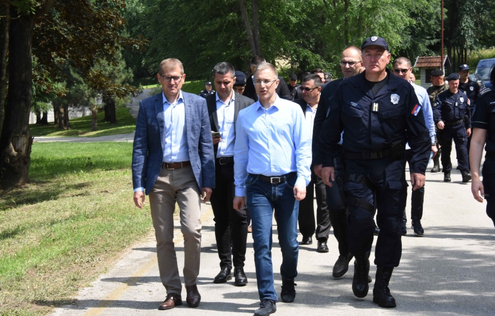 Stefanović najoštrije osudio ponašanje lidera SzS