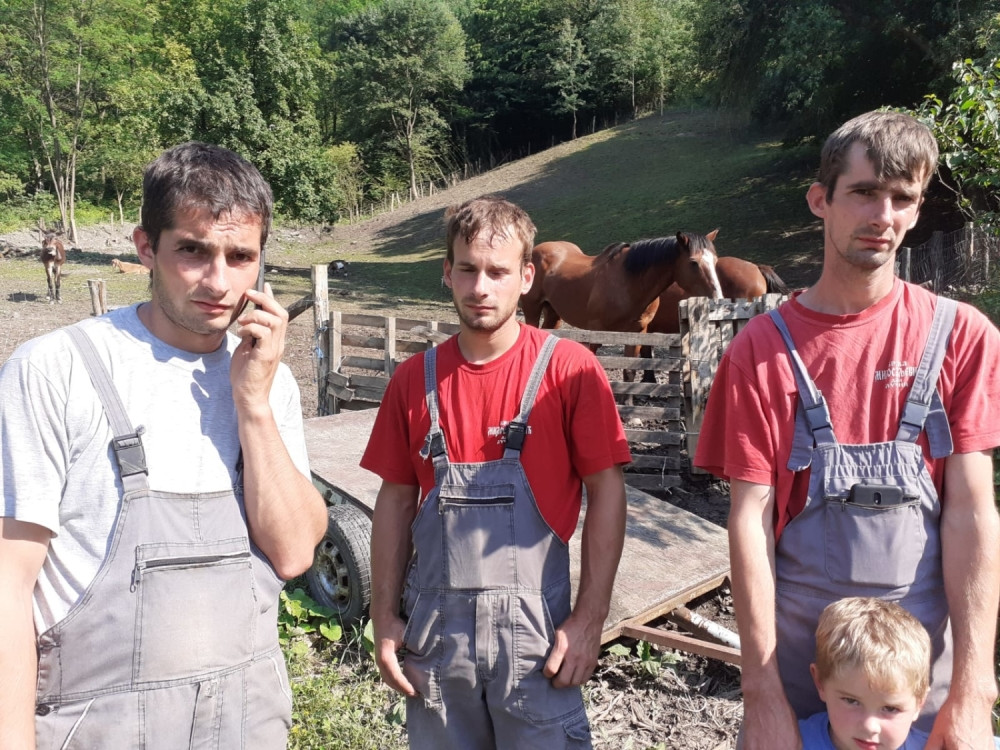 Veljku je voda odnela 49 grla stoke, preostale životinje sada nemaju šta da jedu (FOTO)