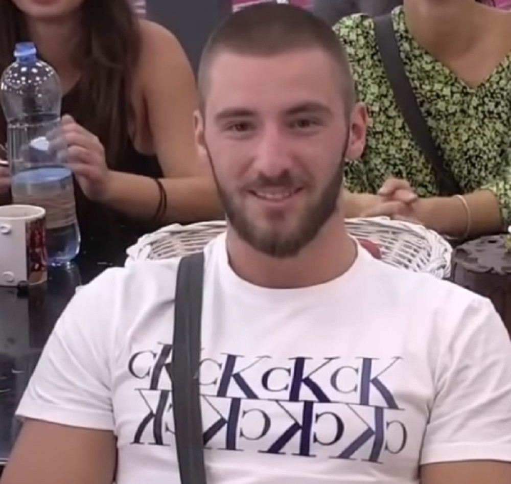 Mensur je rođak mega popularne balkanske zvezde!