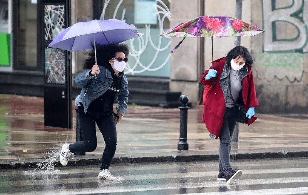 Užasan dan pred nama, popodne nas tek očekuje haos, crni oblaci nad celom Srbijom!
