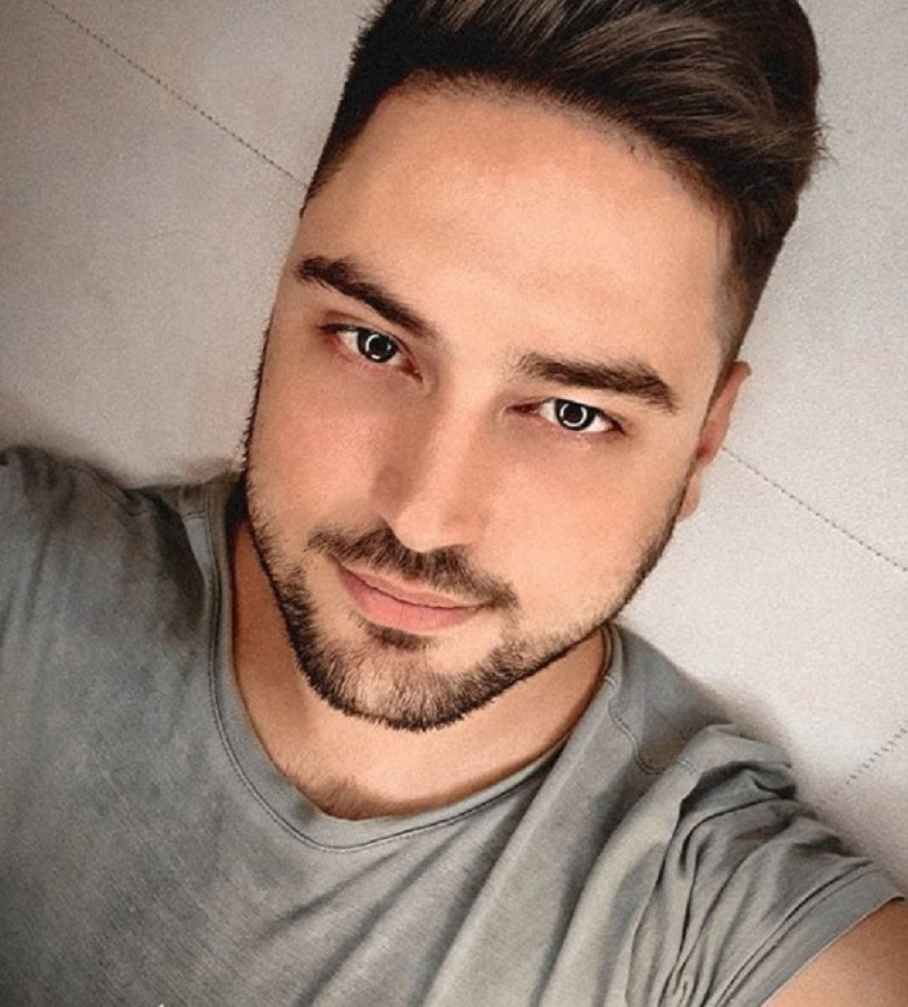 Ljuba Perućica jedva izustio par reči: Pevač snimio u kakvom je stanju! (VIDEO)