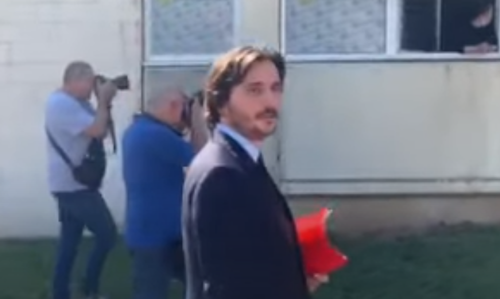 Postavio svog poslušnika na mesto predsednika Opštine Budva (VIDEO)