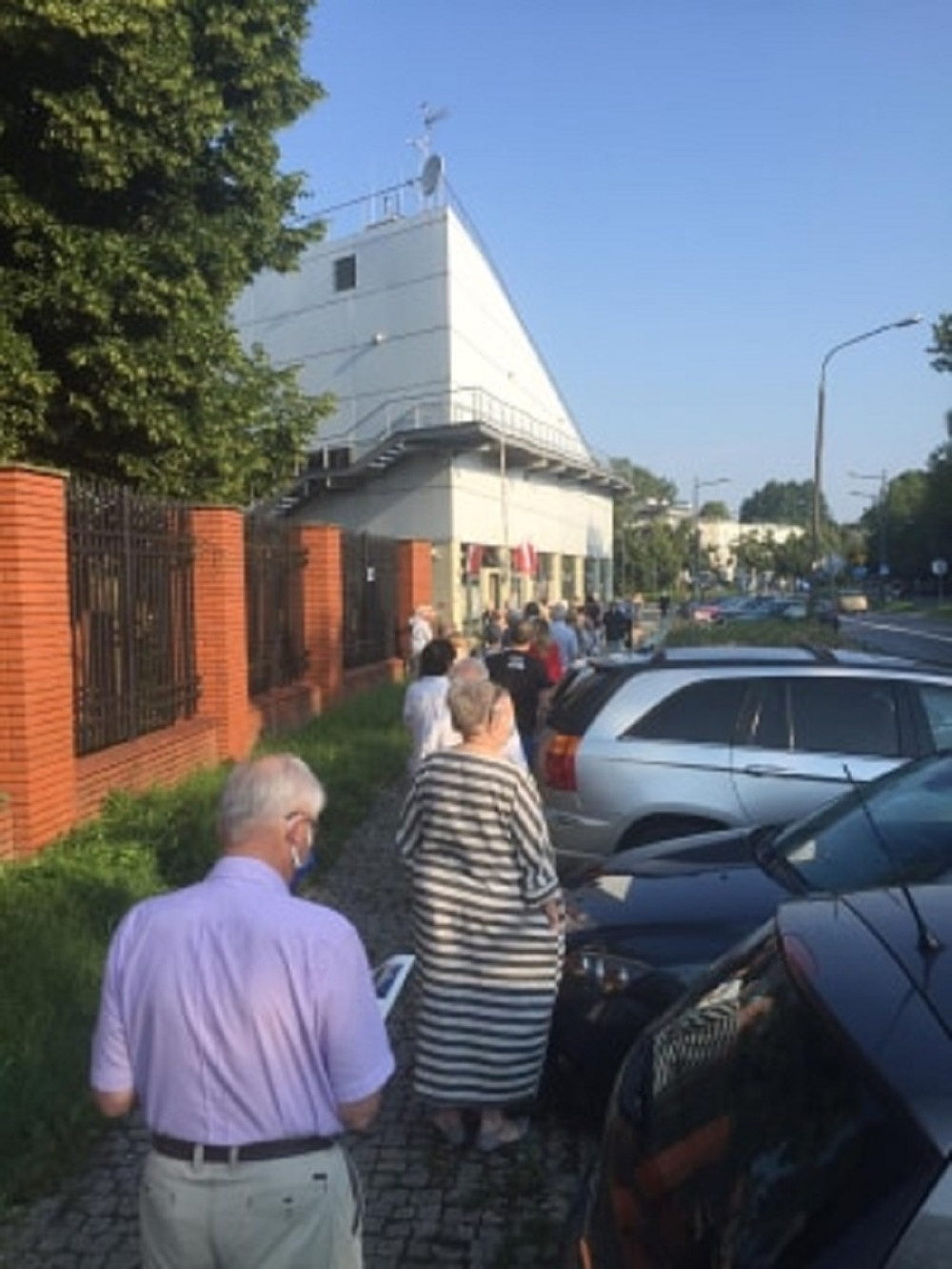 Hrvati ne mare za epidemiju, već stigli da obelodane nepravilnosti na izborima