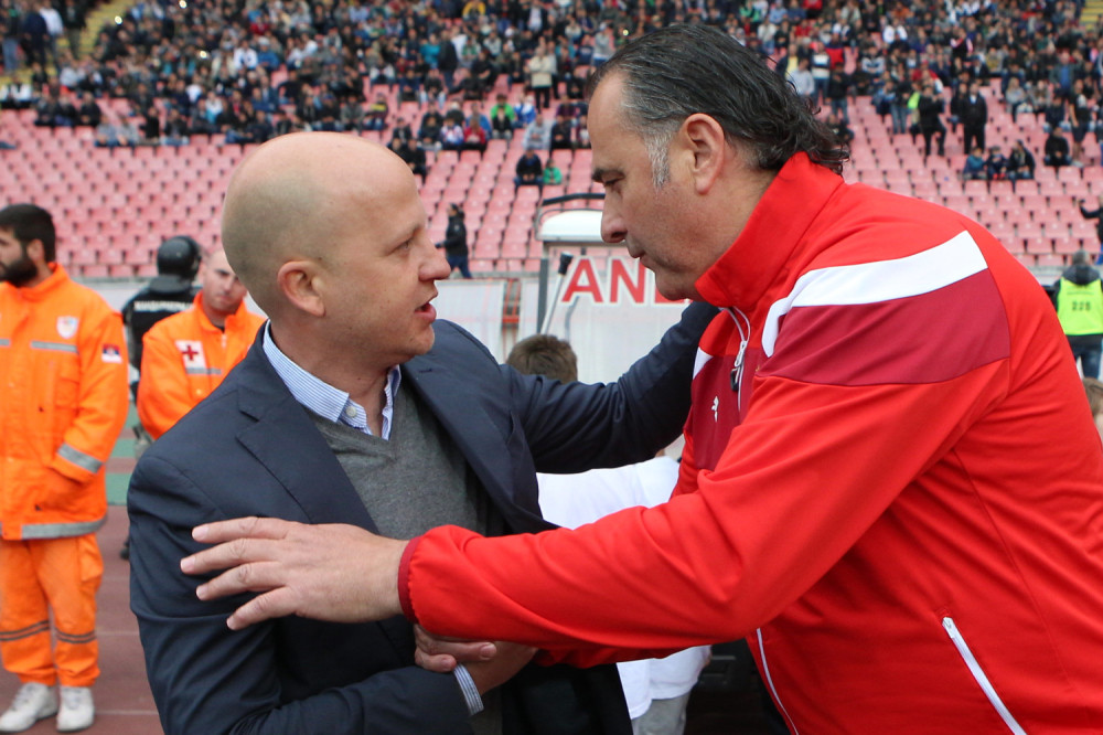 Bivši trener Zvezde dobio otkaz, ali i ogromnu količinu novca!