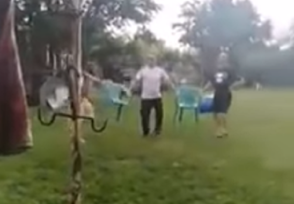 Pogledajte kako se igra kolo u doba korone (VIDEO)