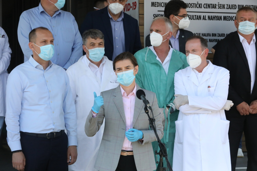 Ana Brnabić odgovorila demonstrantima Sulejmana Ugljanina! (VIDEO)