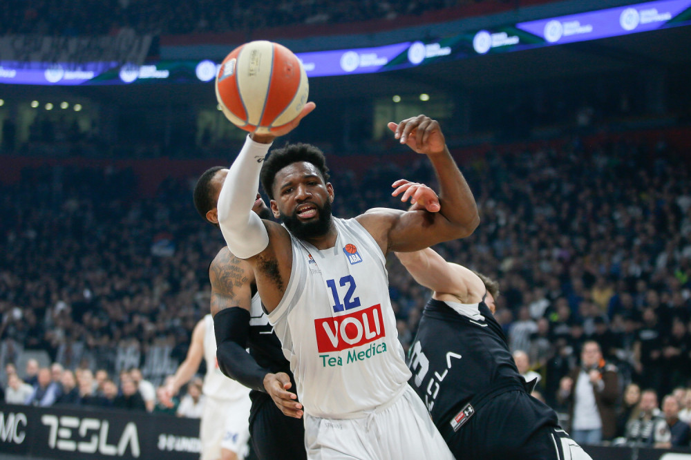 Američki centar Budućnosti potpisao za crveno-bele! Transfer karijere