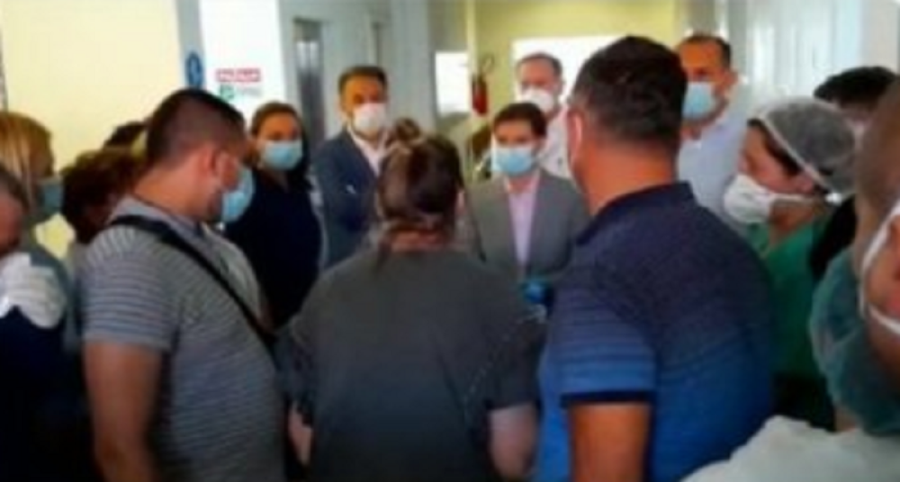 Narko dileri i separatisti vodili protest protiv Ane Brnabić (FOTO)