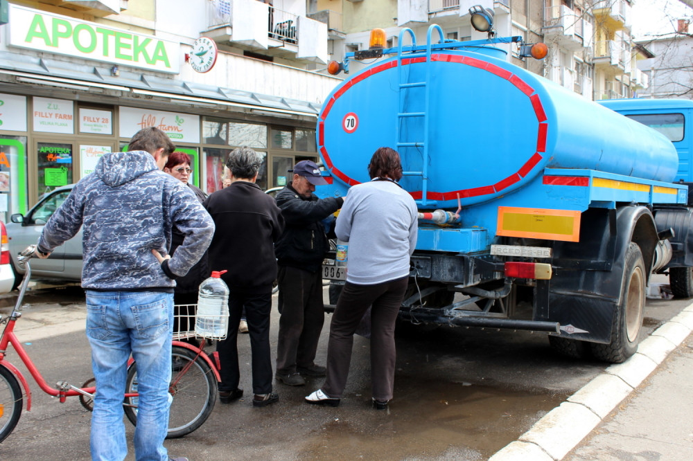 Sutra dve opštine bez vode