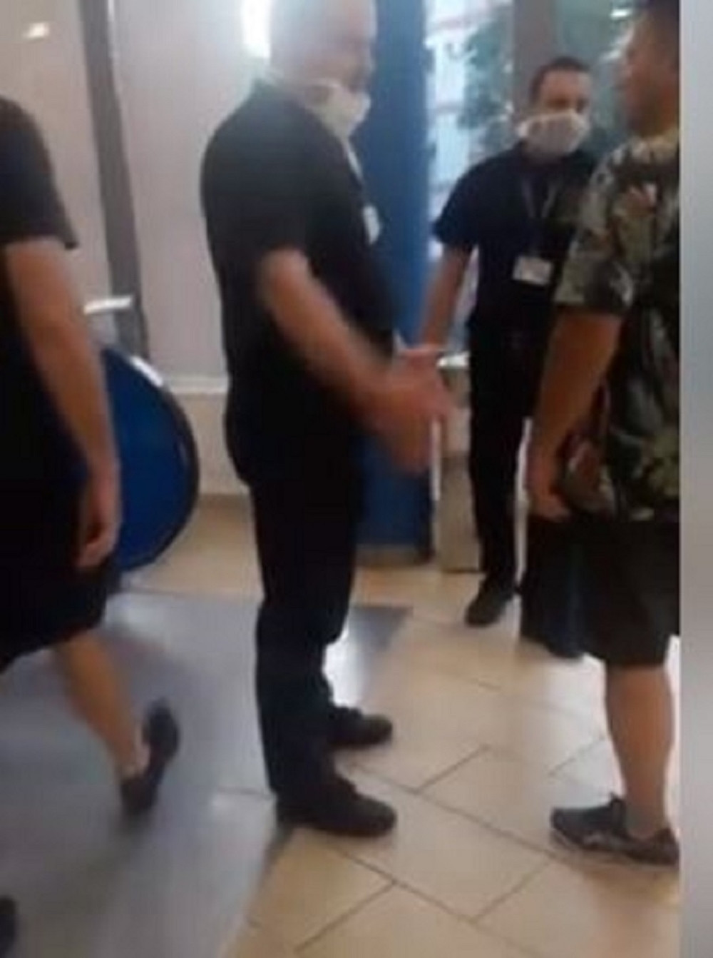 Neviđena tuča u marketu u Kragujevcu, oglasio se i MUP (VIDEO)