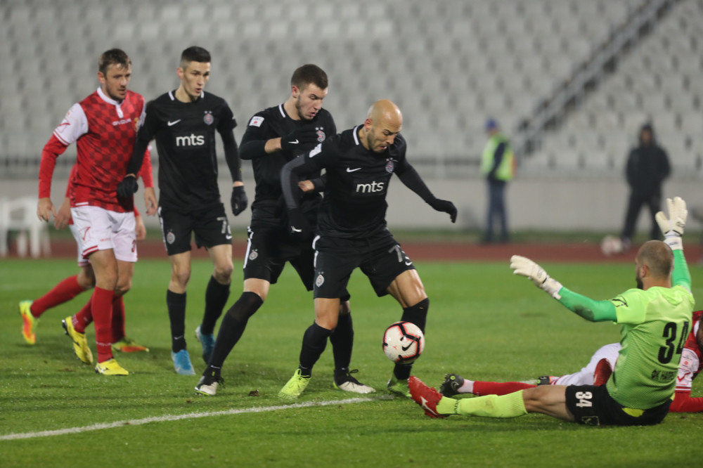 Fudbaler Partizana danas polagao prijemni za fakultet! Svaka čast