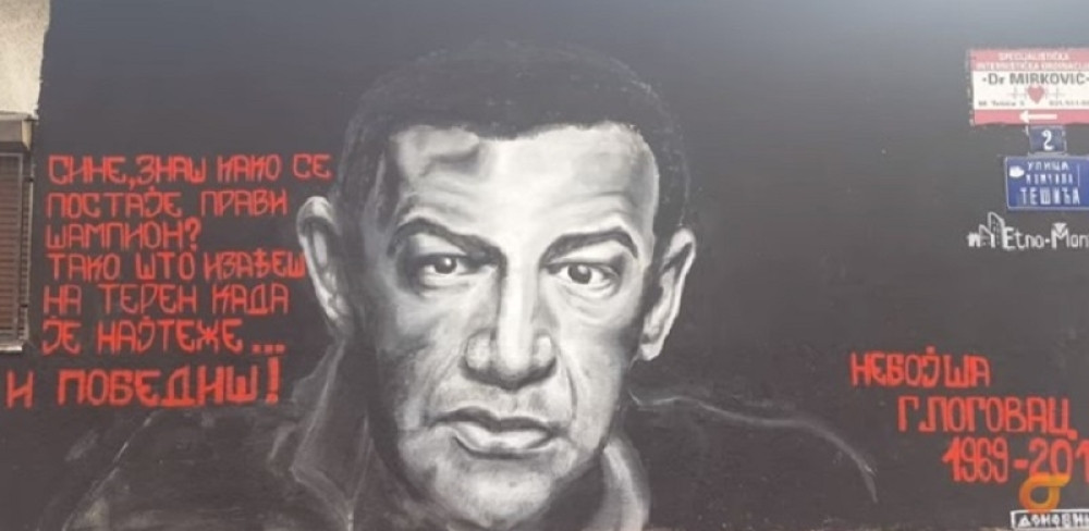 Prvo je završila farba preko lica, a evo čime je sad "ukrašen"! (FOTO/VIDEO)