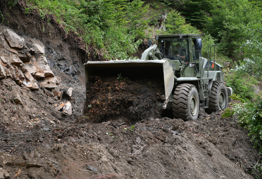 Velika pomoć na saniranju posledica poplava, Ivanjica zahvalna (FOTO)