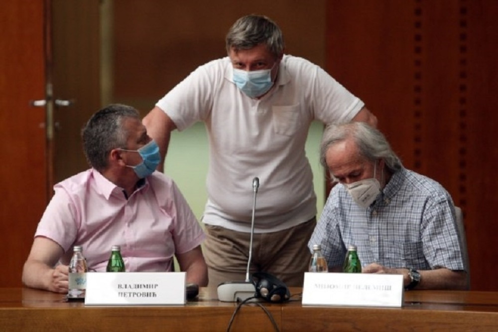 "Treba jasno i glasno reći - virus nije oslabio"