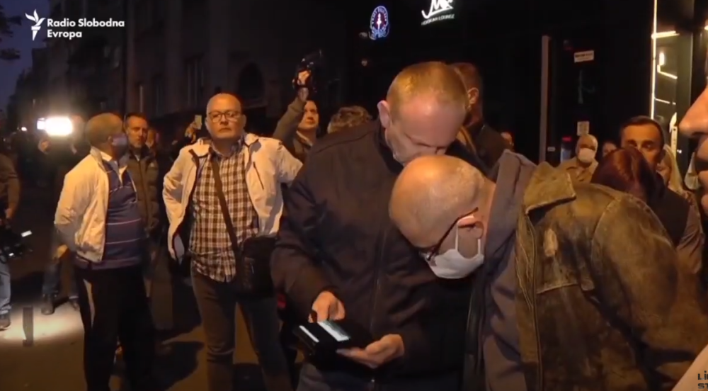 Pitanje za Đilasa: A ko je odgovoran za smrt ljudi i širenje zaraze na tvojim skupovima?!