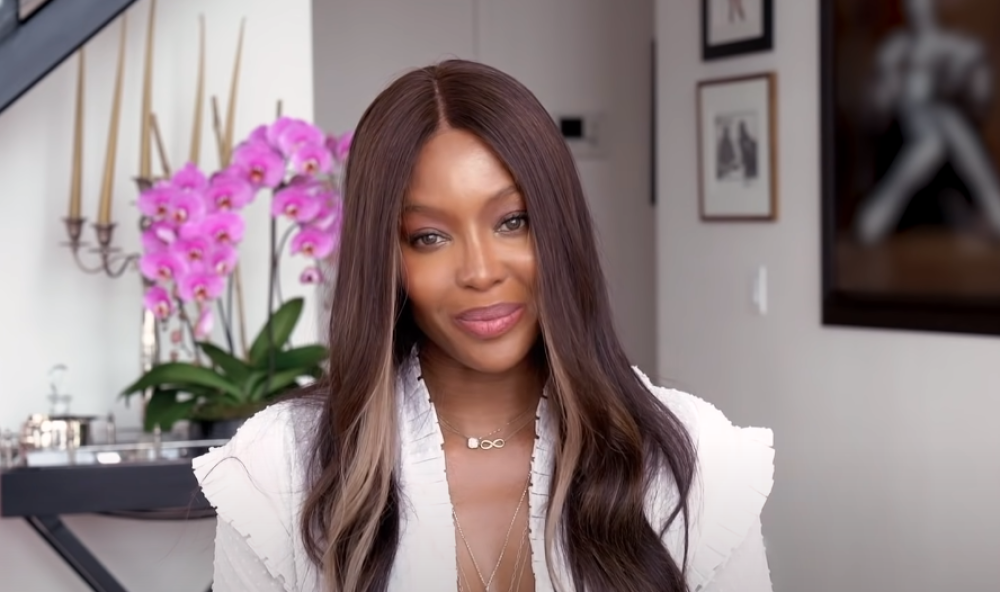 Jedan pogled na golišavu Naomi Kembel obara sa nogu (FOTO)