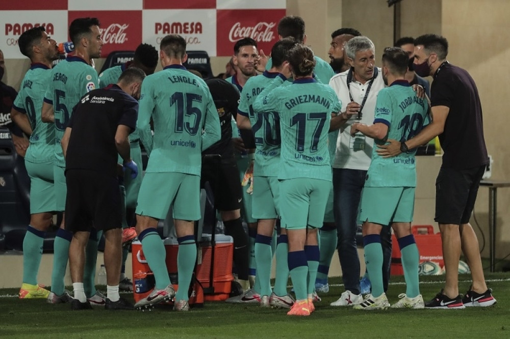 Novi problemi potresaju Barselonu: Fudbaleri ne pričaju između sebe!