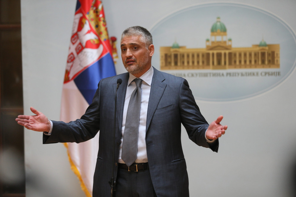 Čeda je Ivkovića pretukao reketom, pogledajte kako sada izgleda vlasnik klinike (FOTO)