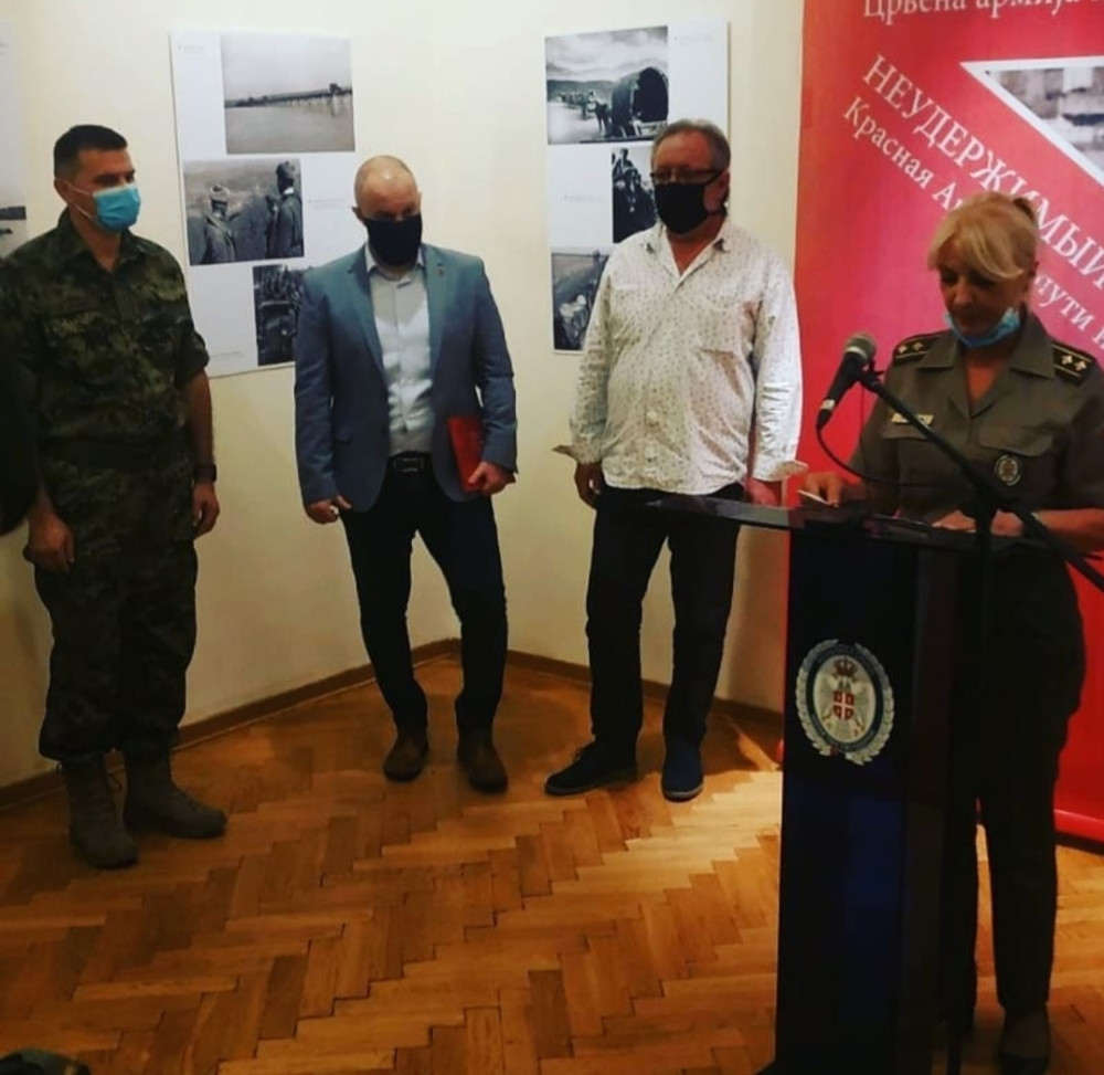 Otvorena izložba "Nezaustavljivi hod Crvene armije na putu ka Berlinu"