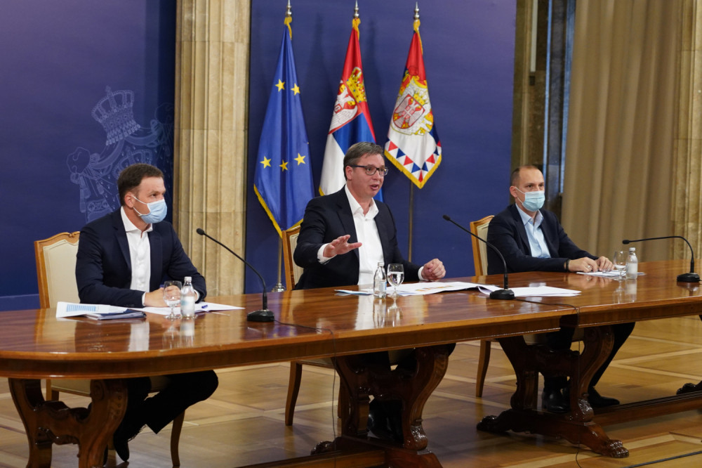 Odlučeno, policijski čas i zabrana okupljanja stupaju na snagu!