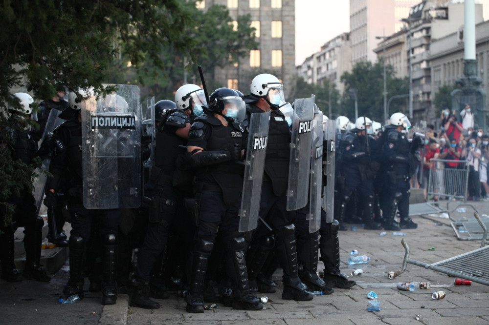 Uhapšen Ukrajinac koji je učestvovao u neredima u Beogradu