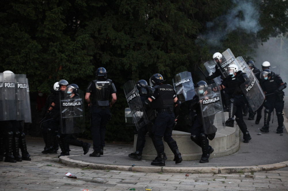 Plaćenici iz Ukrajine rušili Beograd! Novo otkriće o rušilačkim protestima demonstranata