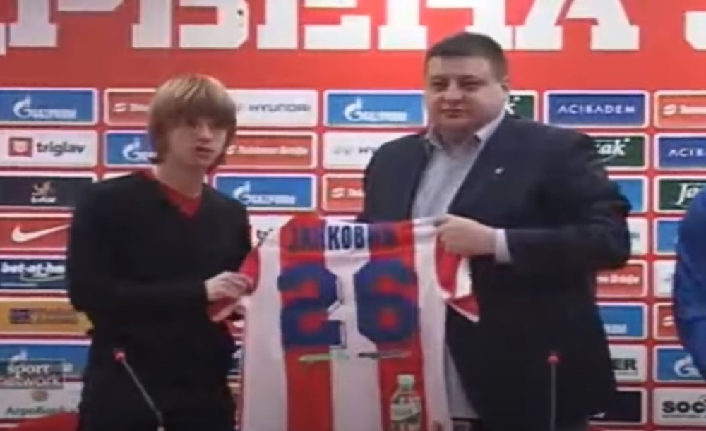 Prosinečki mu dao šansu, trebalo je da bude "zlatna koka", ispisao istoriju Zvezde pa nestao sa fudbalske mape sveta! (VIDEO)