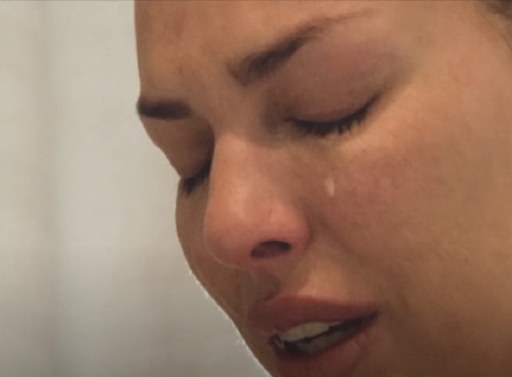 Bivša voditeljka ŠOKIRALA objavom, pa pomenula decu: Ovo je stvarno zabrinjavajuće! (FOTO)