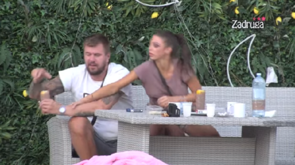 Maja i Janjuš sedeli zajedno u istom kafiću, a raskrinkala ih je ova zadrugarka (FOTO)