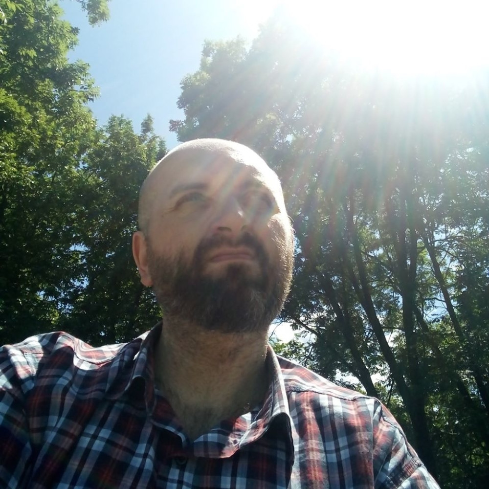 Pretili su mu smrću, pratili njega i njegove prijatelje, a on ipak otkrio zločine nad Srbima devedesetih