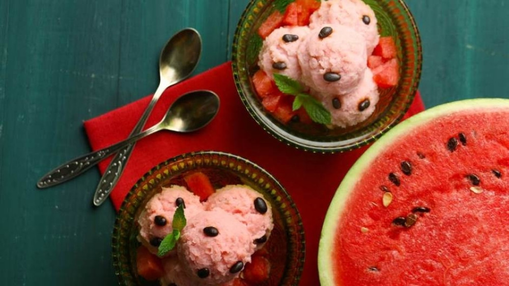 Napravite ukusan i osvežavajući sladoled od lubenice