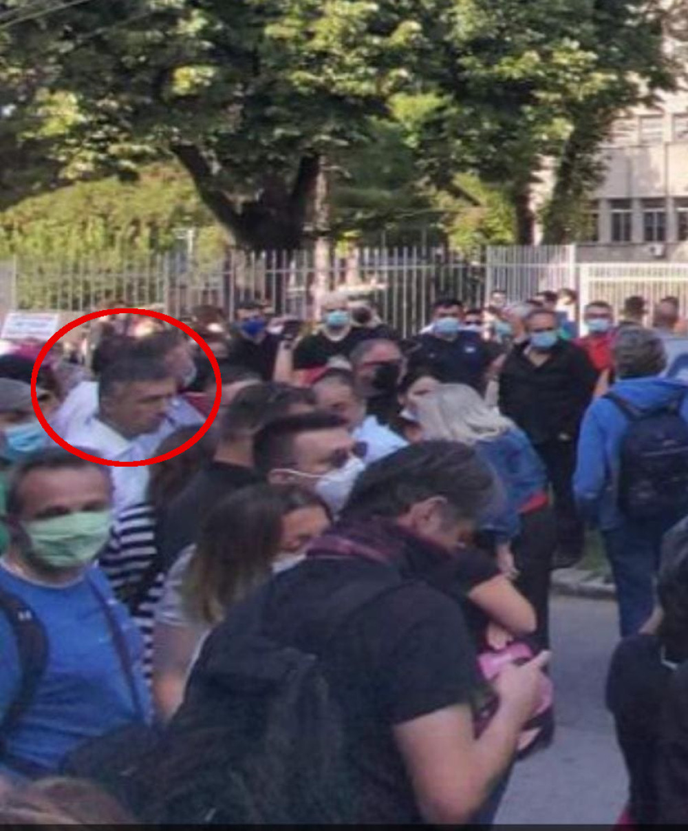 Boško Obradović i Žene u crnom zajedno traže slobodu za huligane (FOTO)