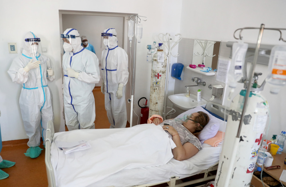 Susedna zemlja vapi za pomoć: "Pandemija se opasno otgrla kontroli, ljudi će umirati po kućama"