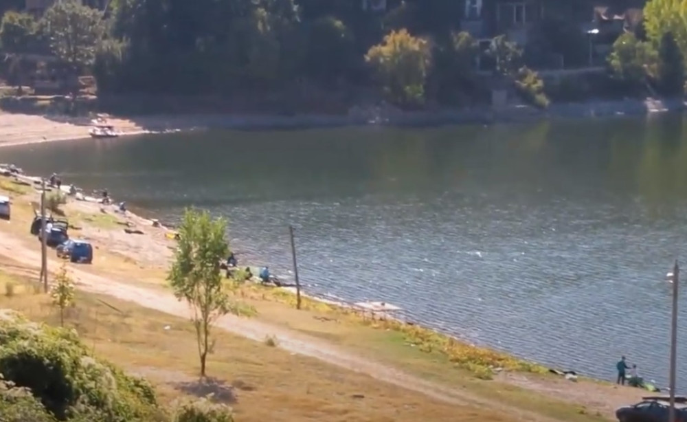 Tragedija na jezeru Gazivode: Utopio se tinejdžer (17)