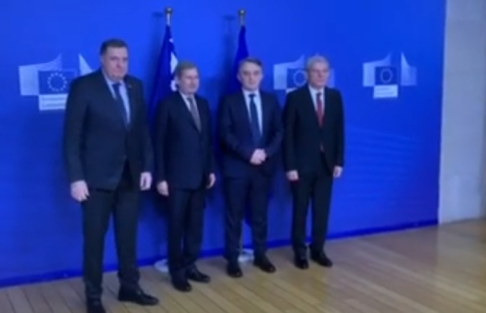 Srbima se sprema izdaja! Član Predsedništva nazvao Kosovo državom: To je gotova stvar!