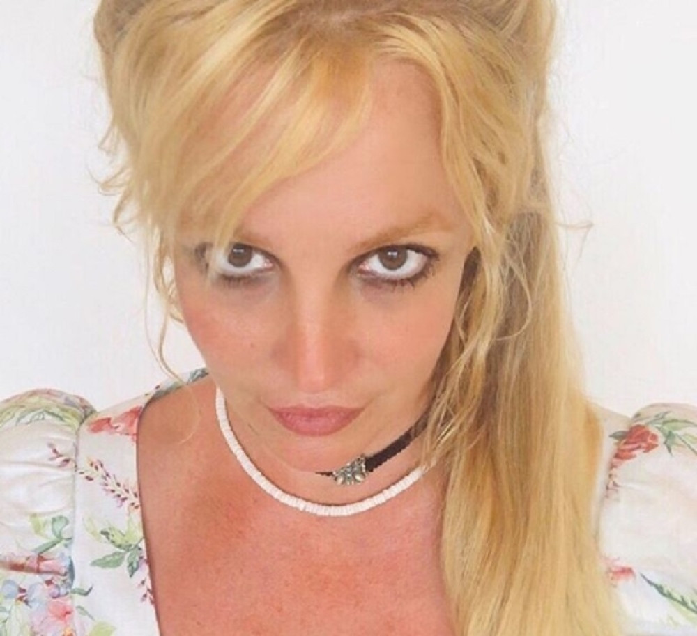 Iza psihijatrijskog tretmana i drogiranja Britni Spirs stoji pevačicin otac: Priču potvrdila majka zvezde!