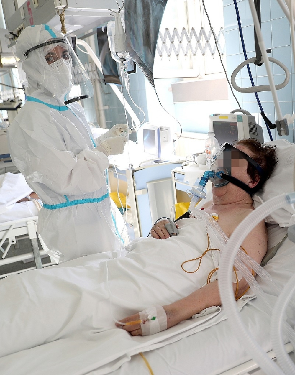 Broj zaraženih koronavirusom u SAD premašio je sedam miliona