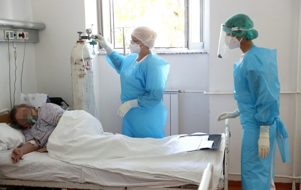 "Mi u hermetičkoj opremi na 30 stepeni, a vi se zabavljate"