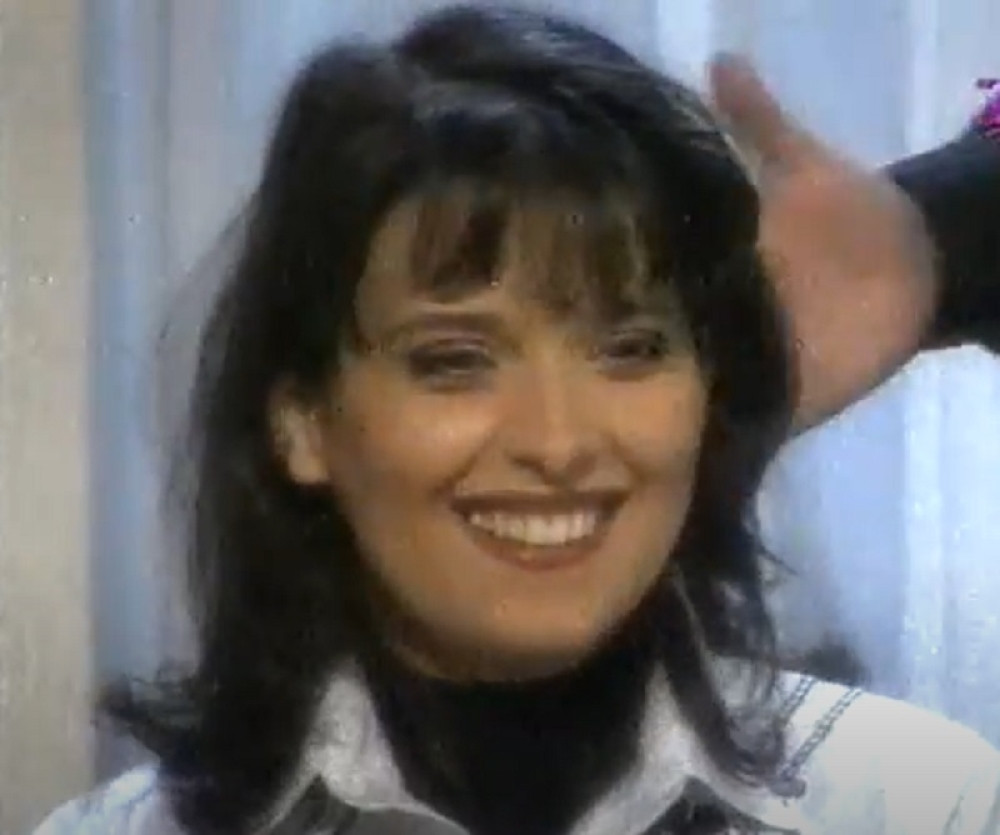 Milica Mitrović, žena koja je postigla sve! Nekada je svojim prelepim osmehom osvajala publiku, danas uživa u plodovima svog rada i ljubav porodice (FOTO/VIDEO)