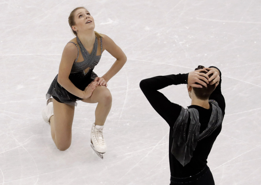 Ostavila oproštajnu poruku koja slama srca, pa iskočila kroz prozor! (FOTO)