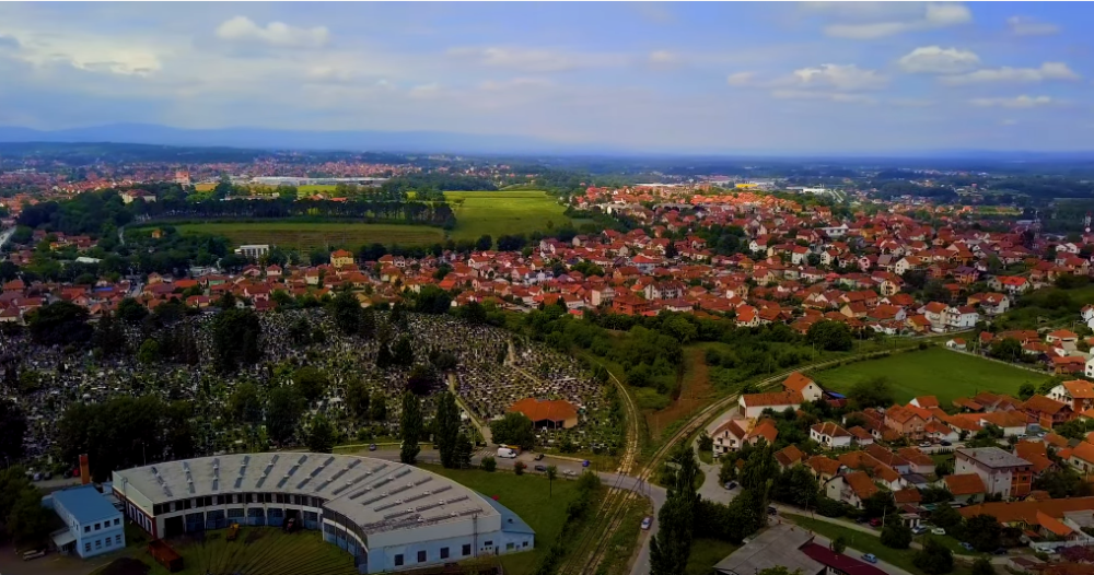 Skoro pola testiranih ima koronu